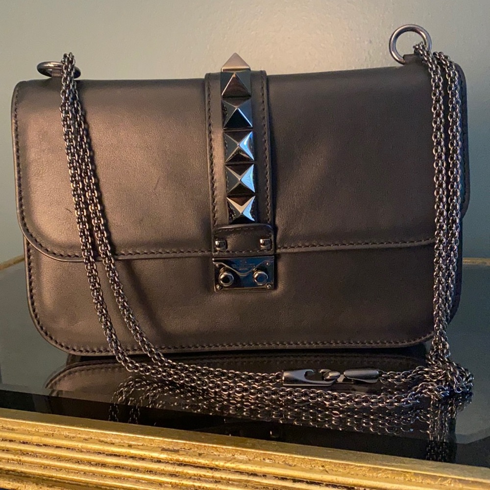 Rockstud Flap Shoulder Bag, Black.